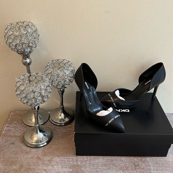 DKNY Rosetta Dorsay Pump- Black- Size 6- NIB - Picture 1 of 8